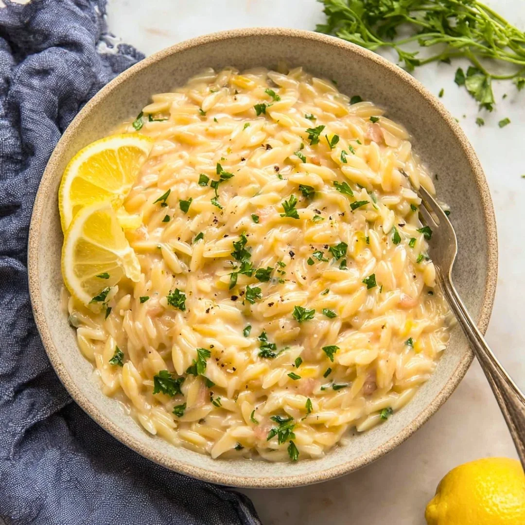 4 Ingredient Mounjaro Recipe – Step-by-step process showing lemon, ginger, and honey being mixed into a detox drink