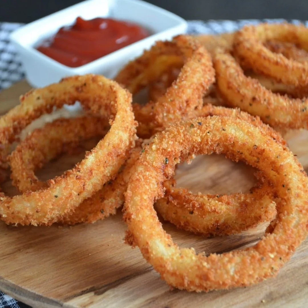 Crispy golden onion rings ready to be served as a delightful snack